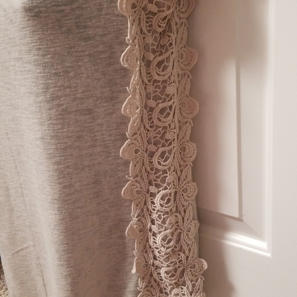 New York & Company Cap Sleeve Top NWOT - Picture 2 of 7